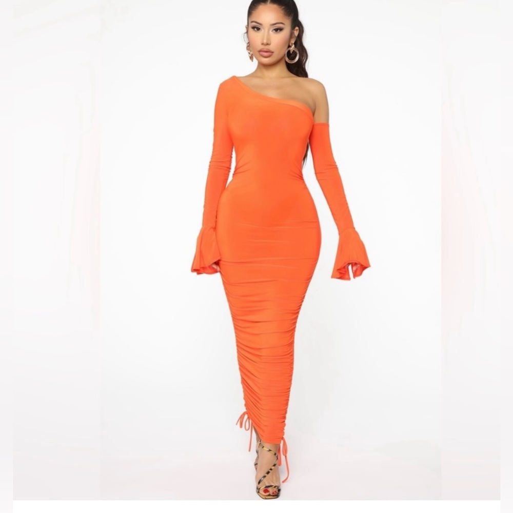 Fashion Nova dress size large